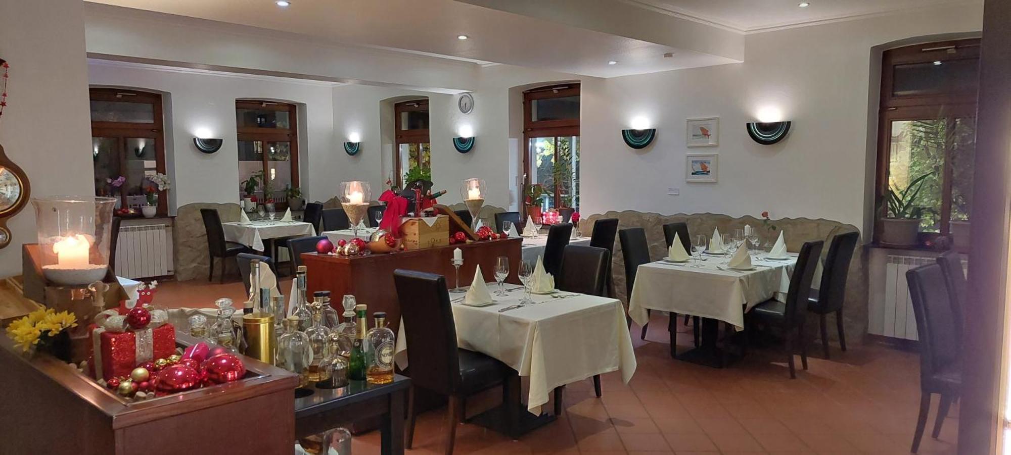 Hotel La Cascina Wennigsen Екстериор снимка